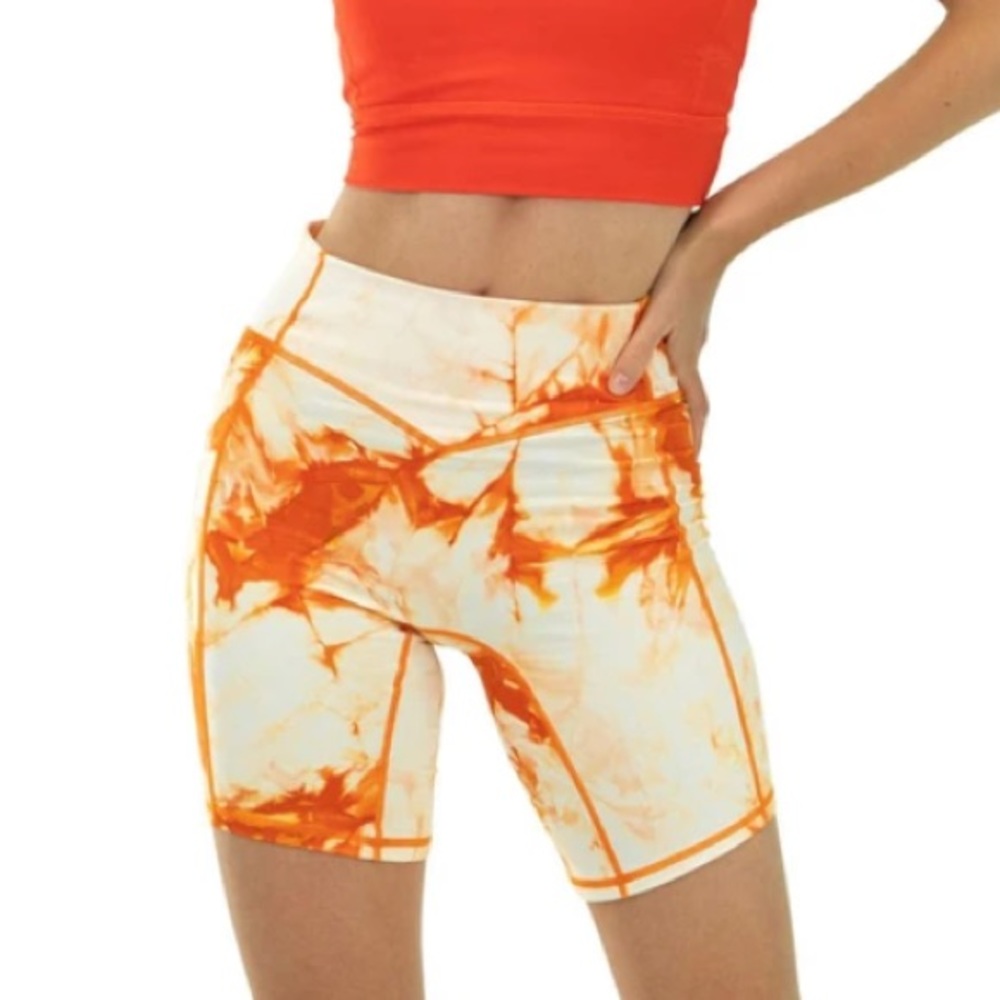 Balance athletica rider short - tie dye mango